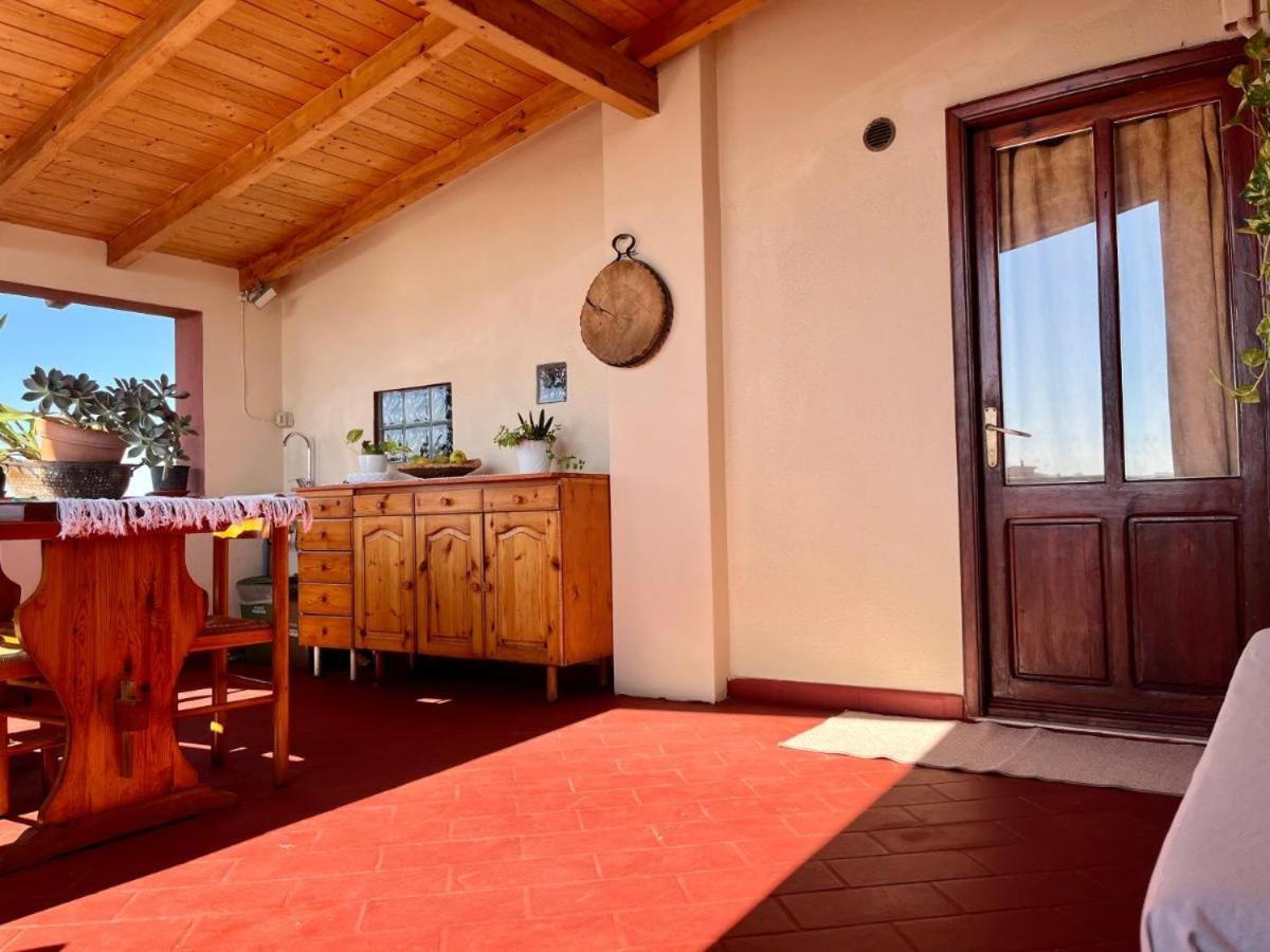 Appartamento Casa Di Rosy San Sperate Esterno foto