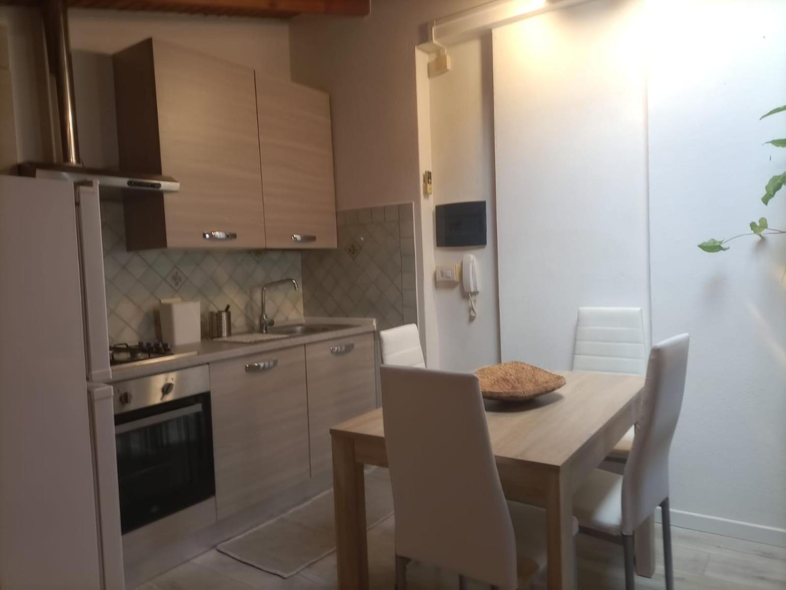 Appartamento Casa Di Rosy San Sperate Esterno foto